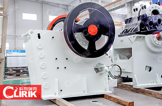 選擇科利瑞克石頭破碎機廠家，用心指導您砂石料生產(chǎn)